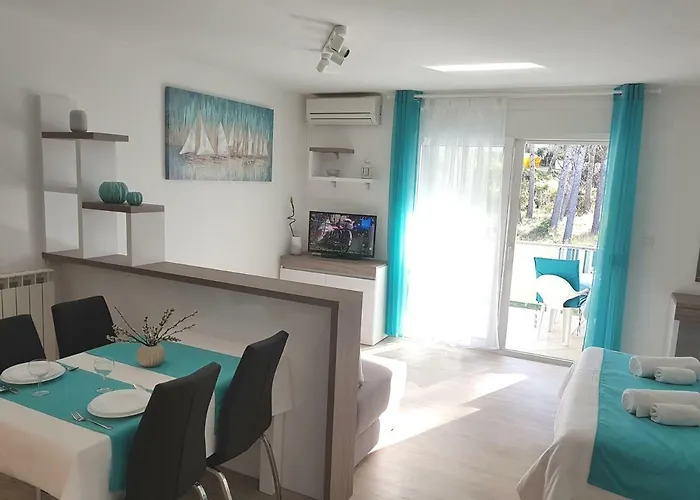 Graso Apartament Banjol